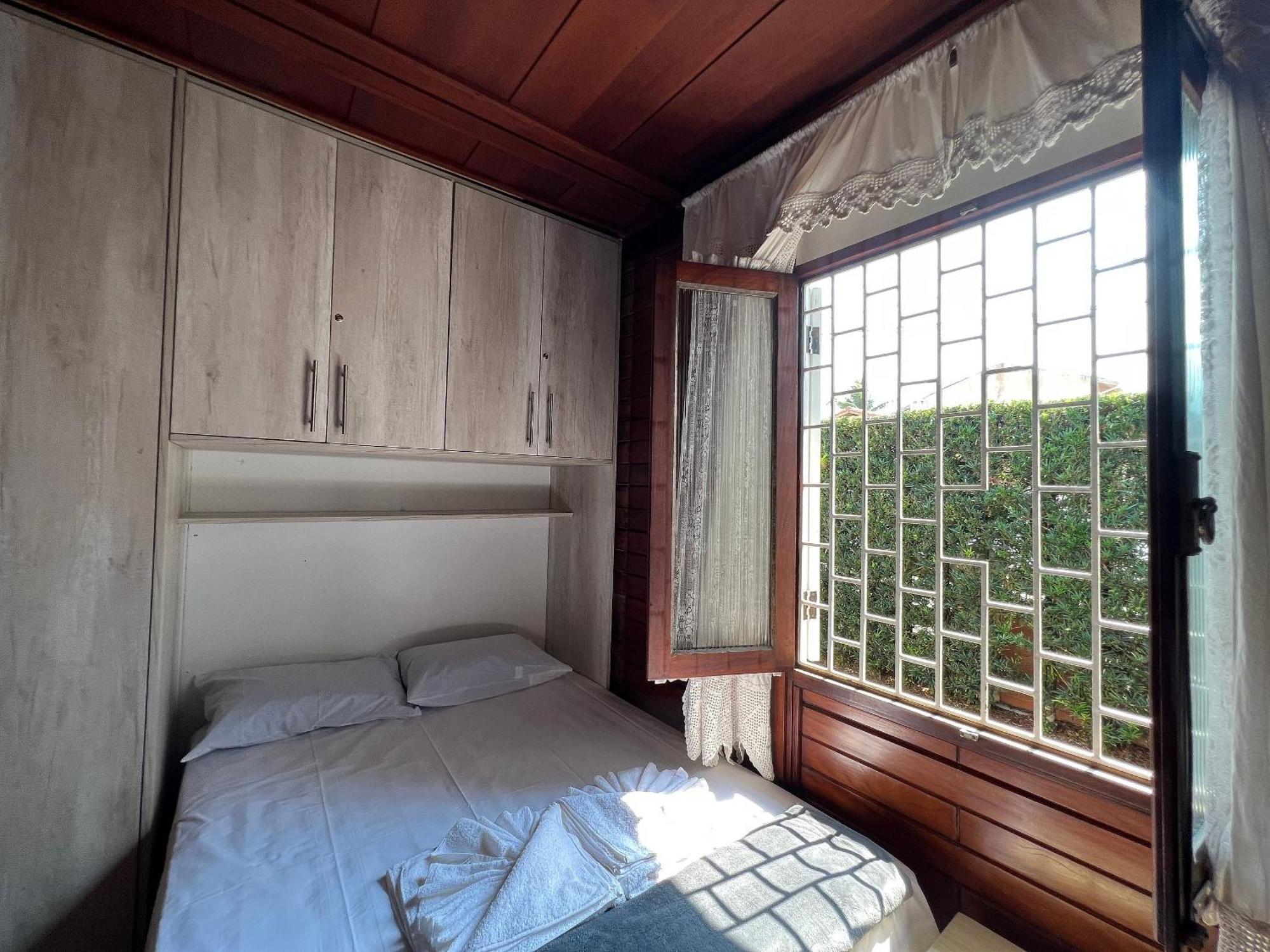 Casa Agradavel Com Piscina, A Poucos Passos Da Praia Peruíbe Exteriör bild
